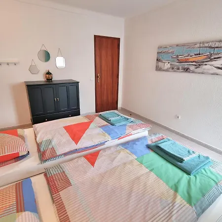 Casa Mar E Sol, New Near The With Balcony Daire Sesimbra